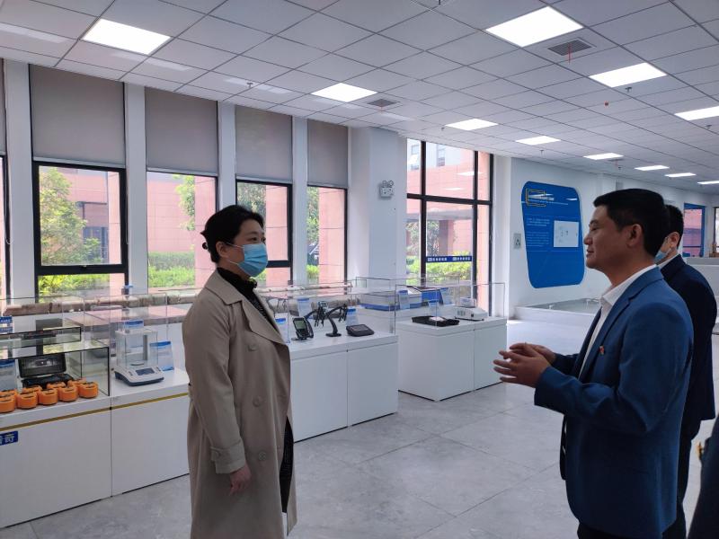 開福區(qū)委常委、組織部長郭峻一行蒞臨普奇研究院調(diào)研疫情防控工作