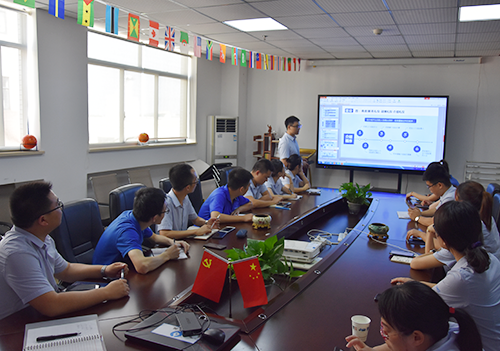 不學(xué)禮、無以立 ——湖南普奇成功舉辦禮儀培訓(xùn)