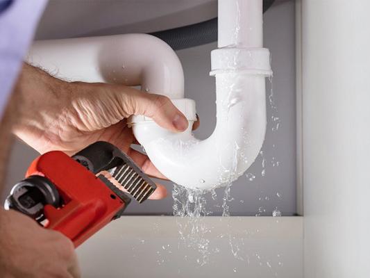 家庭管道漏水的9個(gè)最常見(jiàn)原因