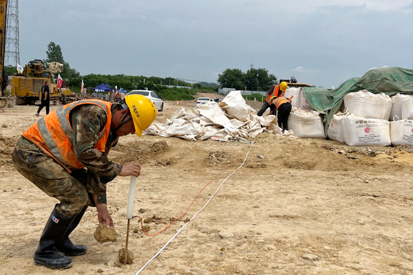 堤壩管涌檢測(cè)儀