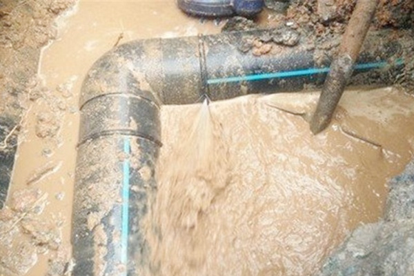 地暖管道漏水：原因、危害和解決方法