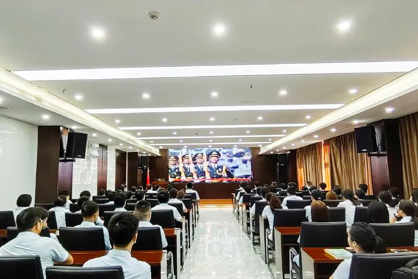 湖南普奇研究院組織觀看9.3大閱兵